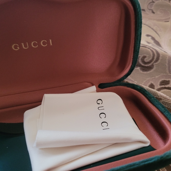 GUCCI GG1586O 001 Pre Owned Authentic Eyeglasses w/case and accessories - Picture 9 of 11